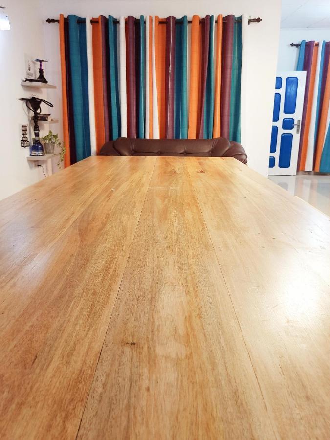 Vitamin Sea Hostel Inn 디크웰라 외부 사진