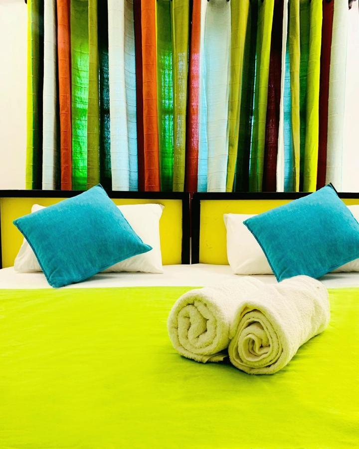 Vitamin Sea Hostel Inn 디크웰라 외부 사진